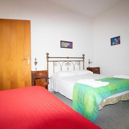 Case Vacanza Cristina Site In Antico Baglio E In Via Abruzzi N 161 San Vito Lo Capo Bagian luar foto