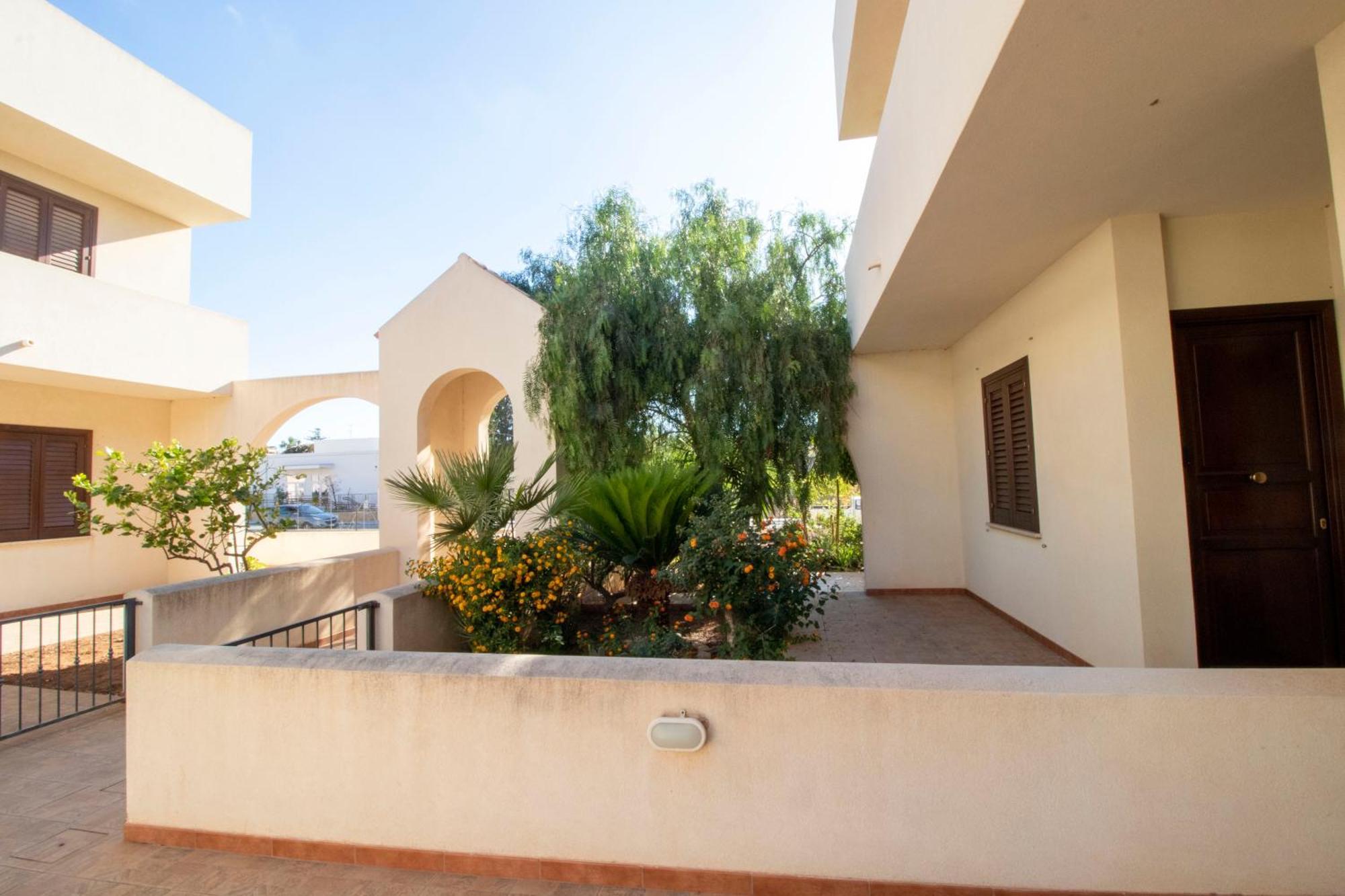 Case Vacanza Cristina Site In Antico Baglio E In Via Abruzzi N 161 San Vito Lo Capo Bagian luar foto